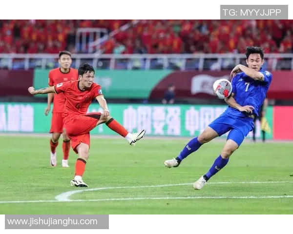 中国帅气足球星二代崛起,继承父辈荣耀展现未来新希望