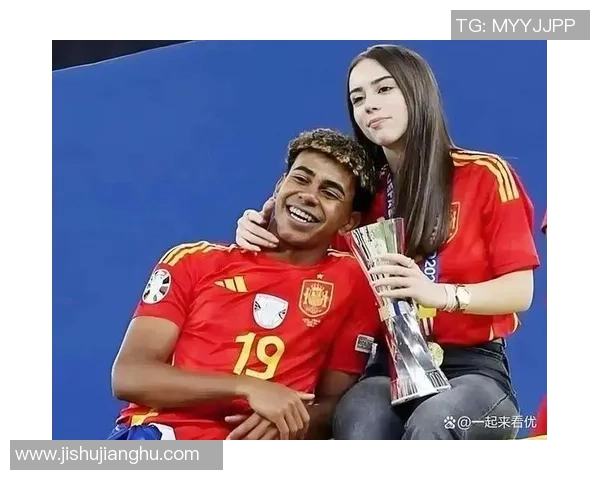 世界上女友最多的足球明星是谁他是如何管理私人感情生活的